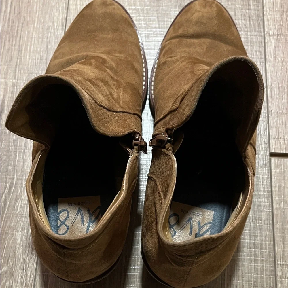 DV by Dolce Vita Tan Chukka Boots Size 7.5
